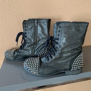 Steve Madden combat boots